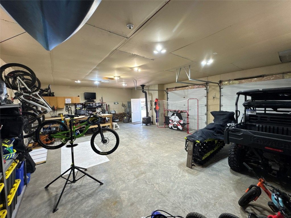 listing image 16518310297349163451
