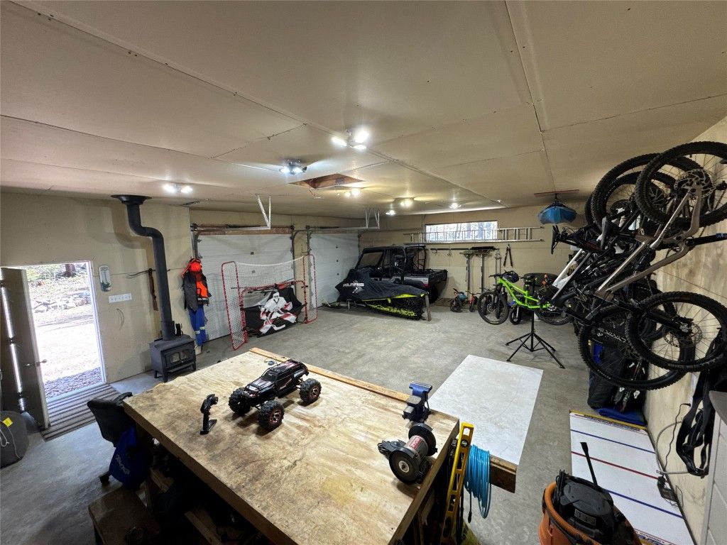 listing image 16515179439387401035