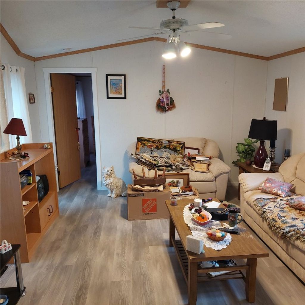 listing image 16510610369868315313