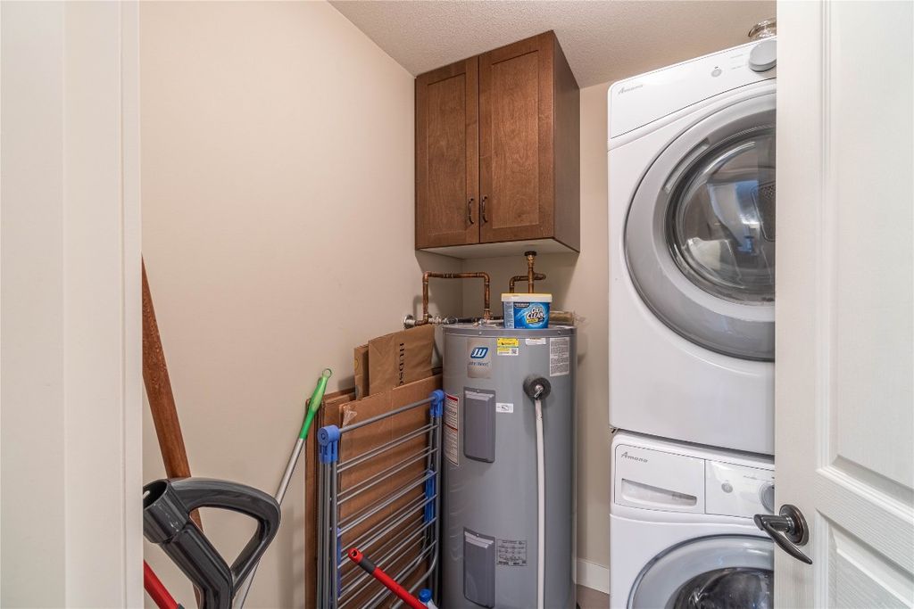 listing image 16512770416817976951
