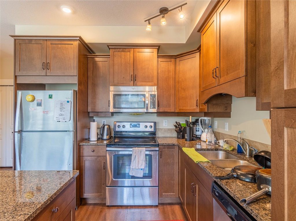 listing image 16514125117843817808