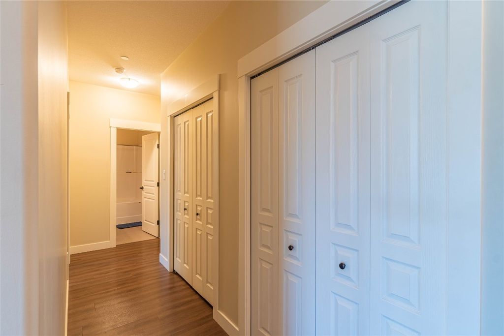 listing image 16519753627889762877