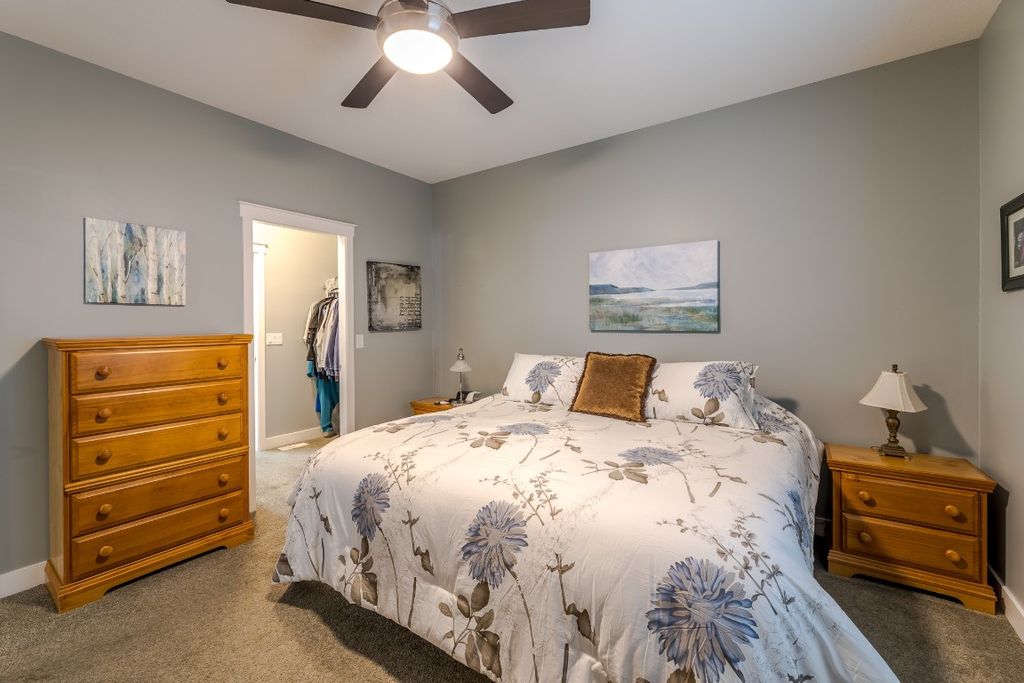 listing image 16518720982031299023