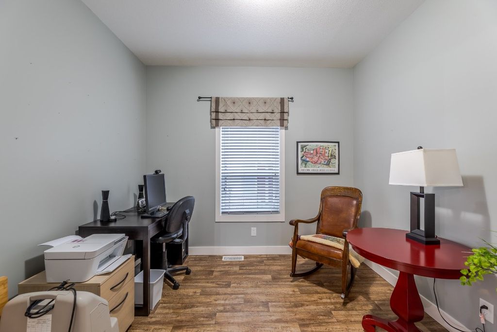 listing image 16518032717210183389