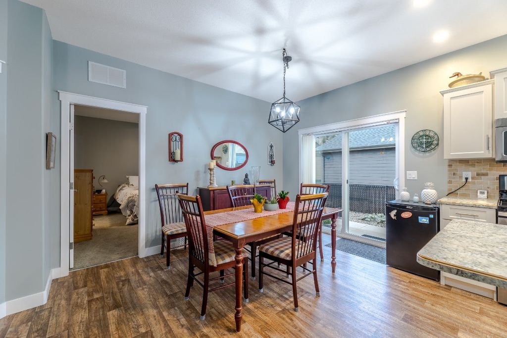 listing image 16516030439312722291