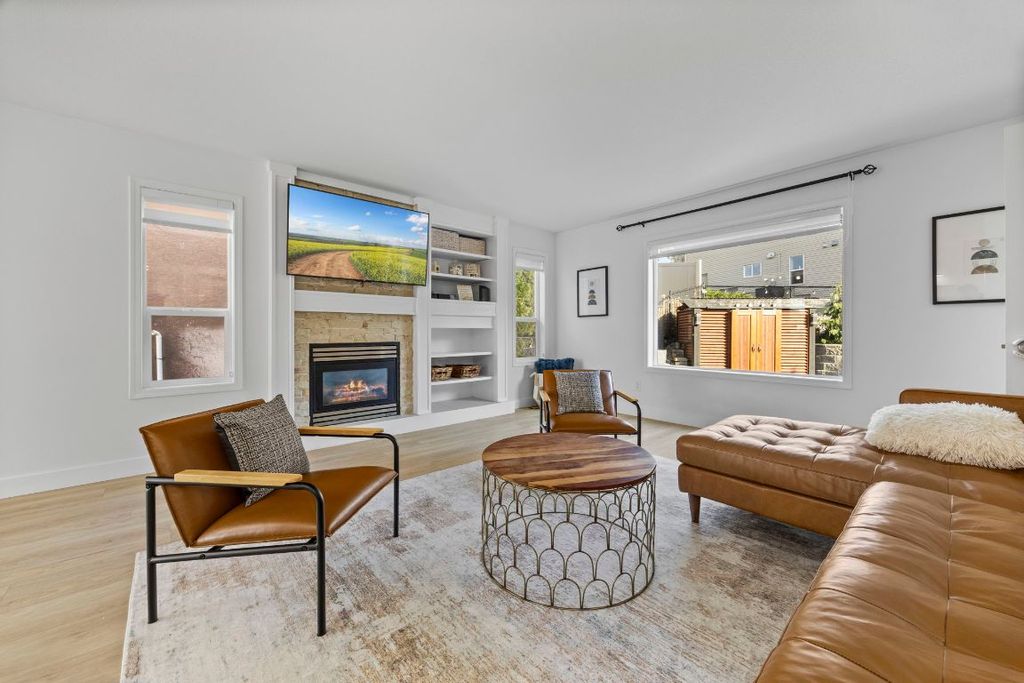 listing image 16516432056364640051