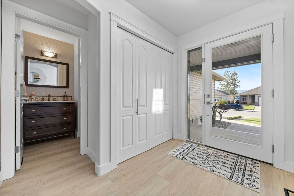listing image 16514054260088520851