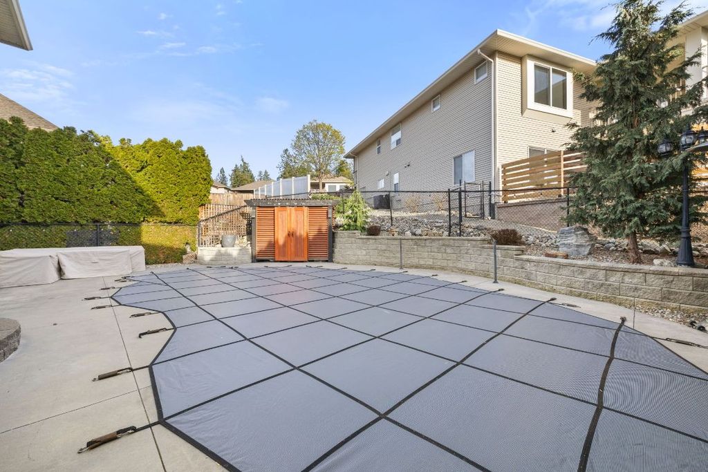 listing image 16515070596502551208