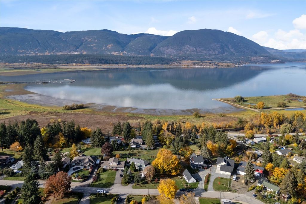 listing image 16514769651564958481
