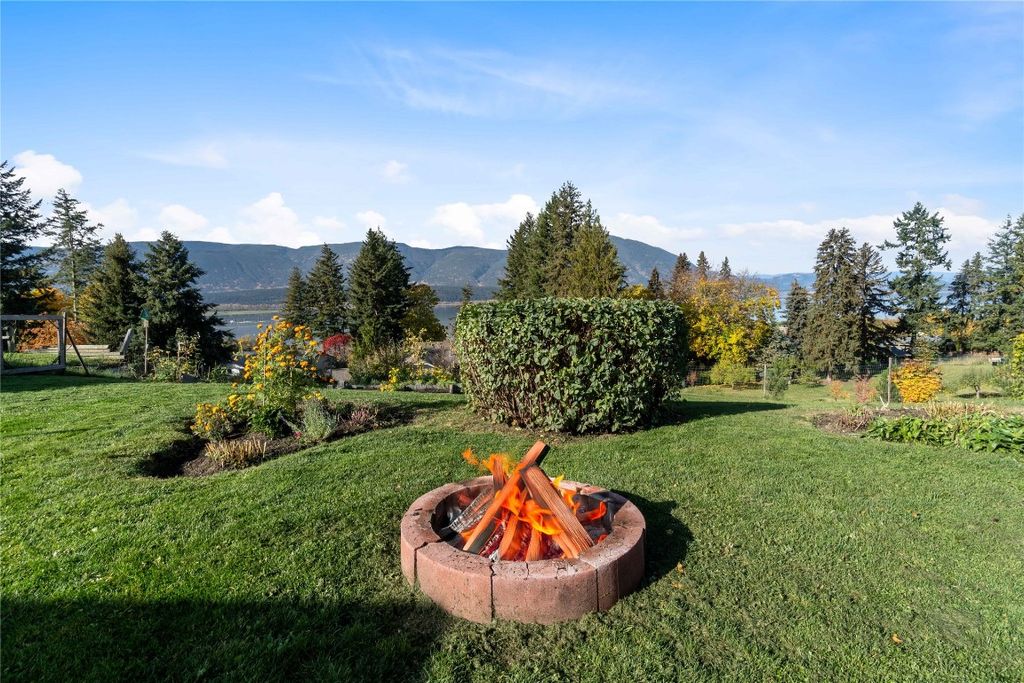 listing image 16510155391014481565