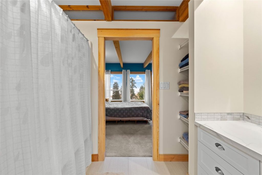 listing image 16513958091202983336