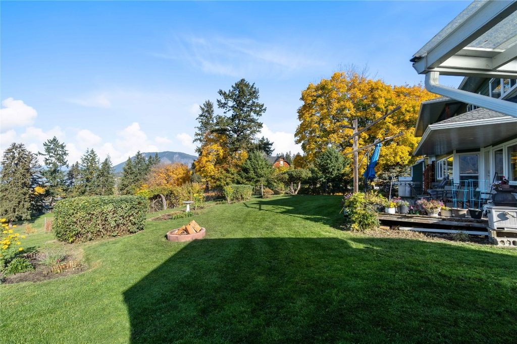 listing image 16510179062666755710