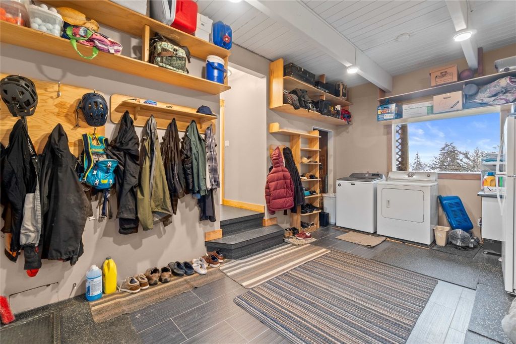 listing image 16515843607450906941