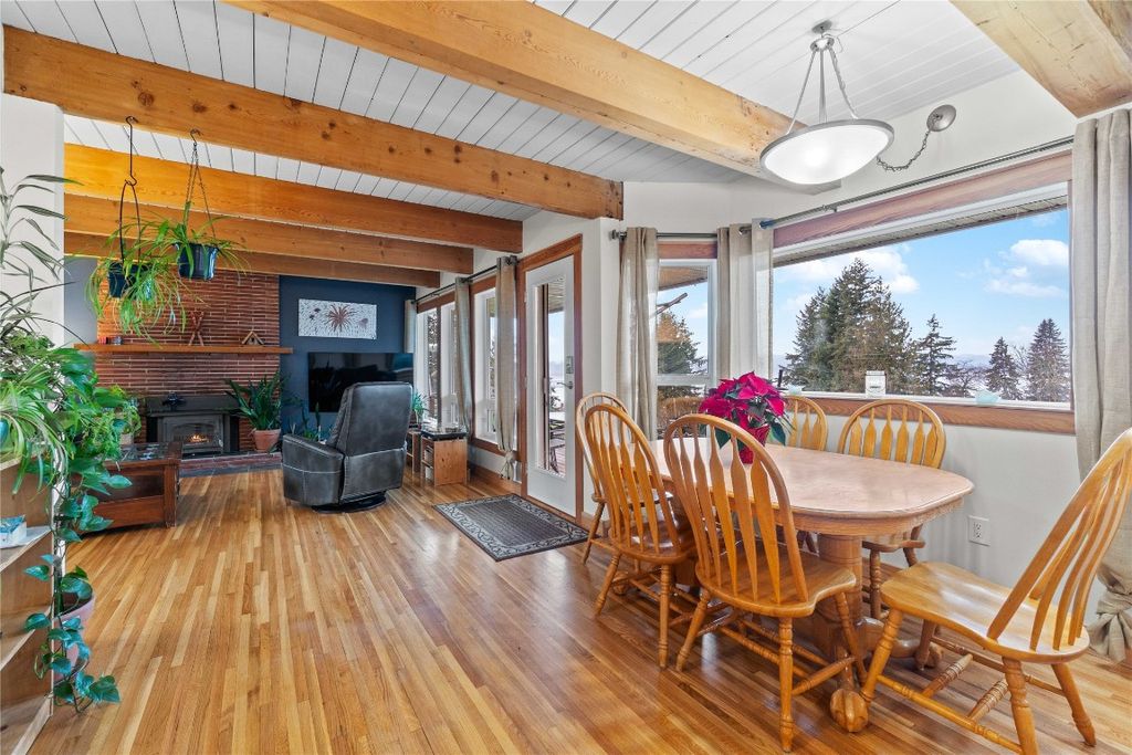 listing image 16515680622506297462