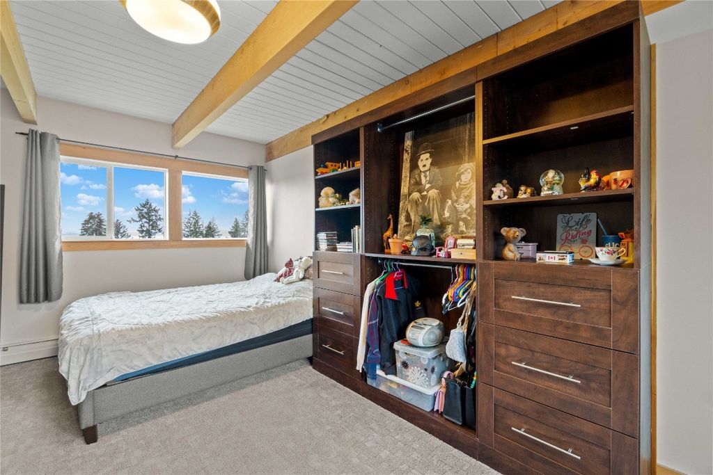 listing image 16517750330707344439