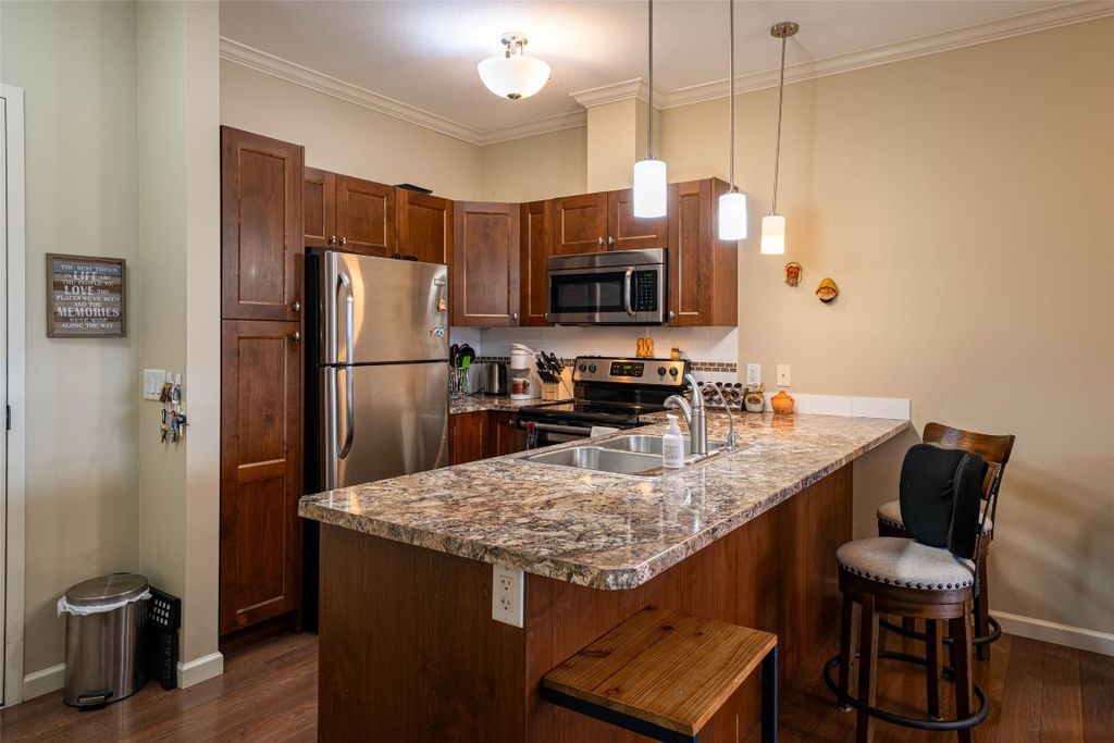 listing image 16514213917035103644