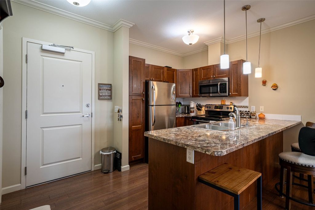 listing image 16514538035974976622