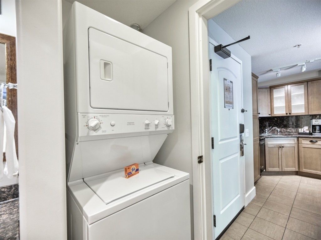 listing image 16517732015890186406