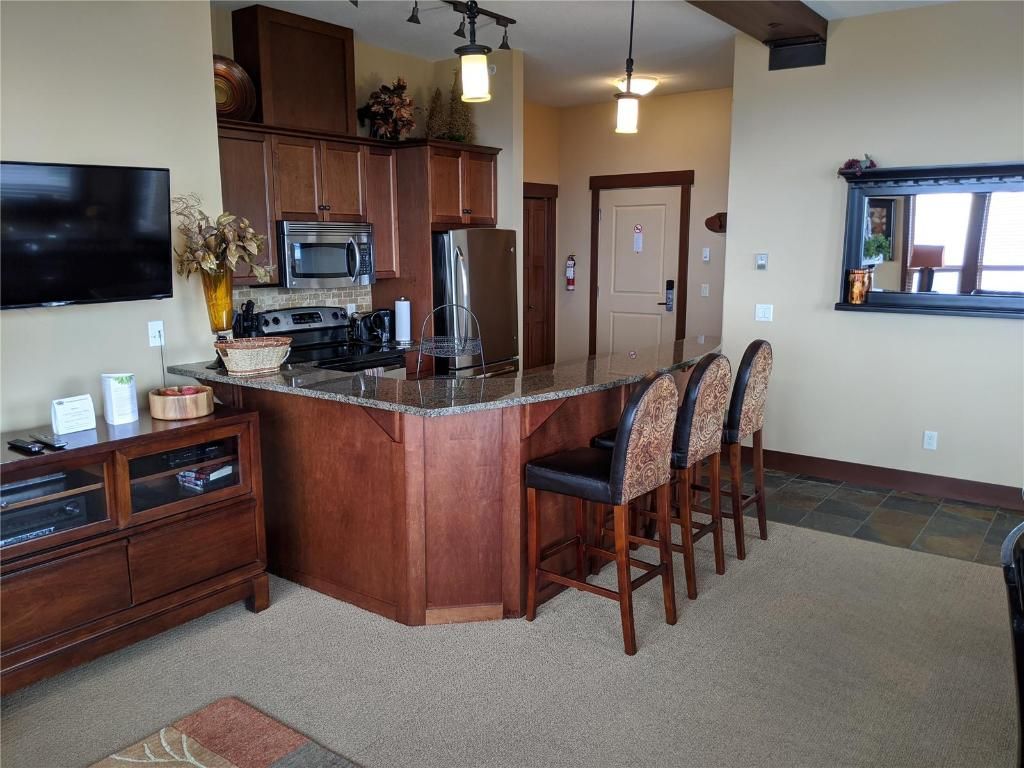 listing image 16515647090205485062