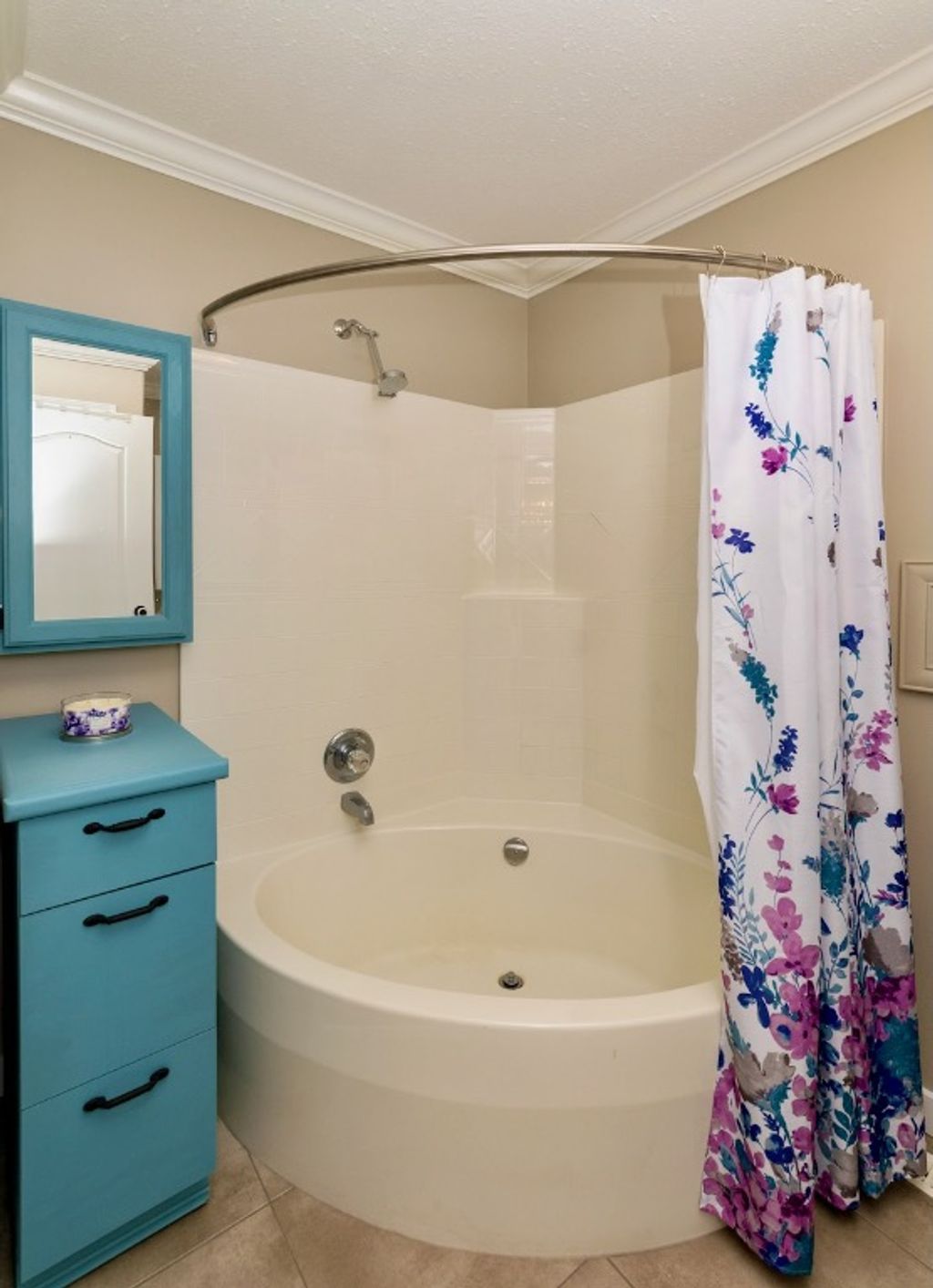 listing image 16510685817654645968