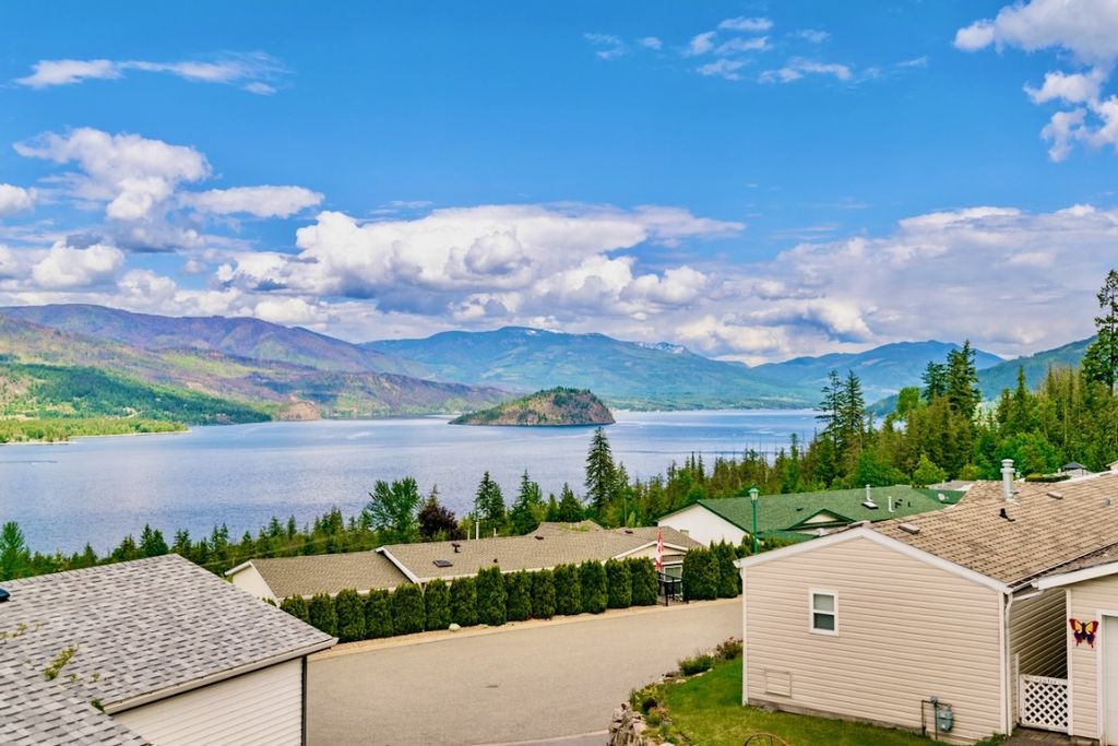 listing image 16512376077925212056