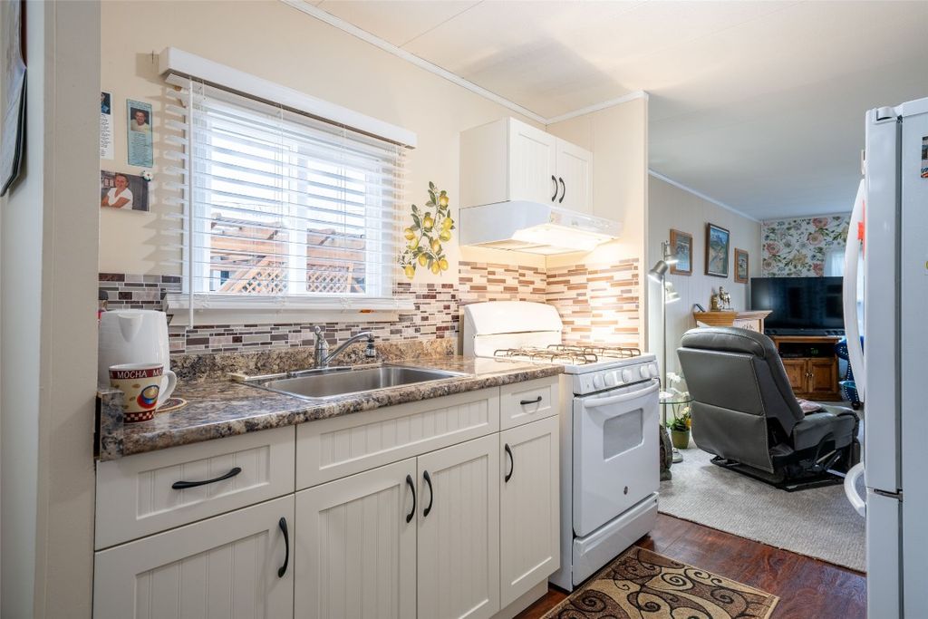 listing image 16513931790255893068