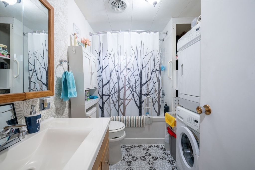 listing image 16512642642317755753