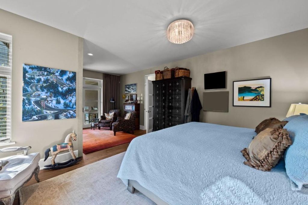 listing image 16517790105503313769