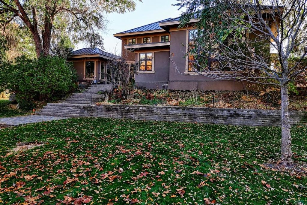 listing image 16511873532638437074
