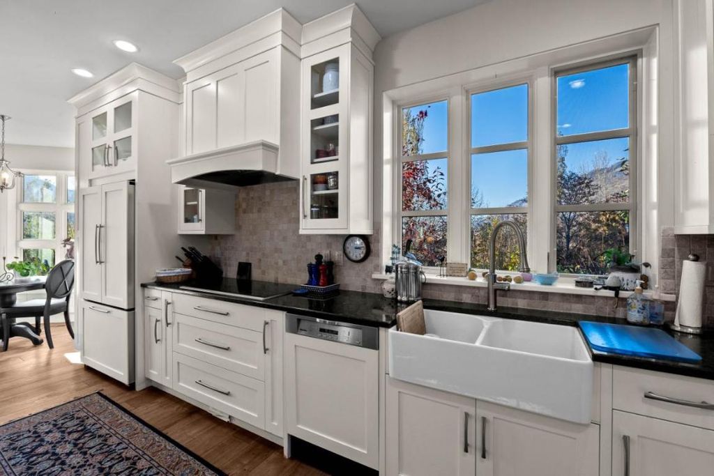 listing image 16515289456002035022