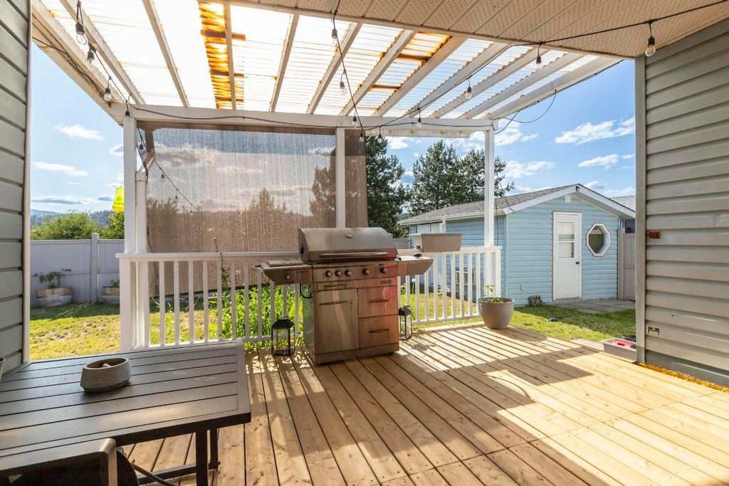 listing image 16513394701995873353