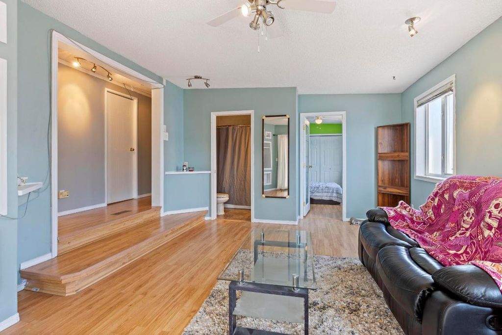 listing image 16515563666812651535