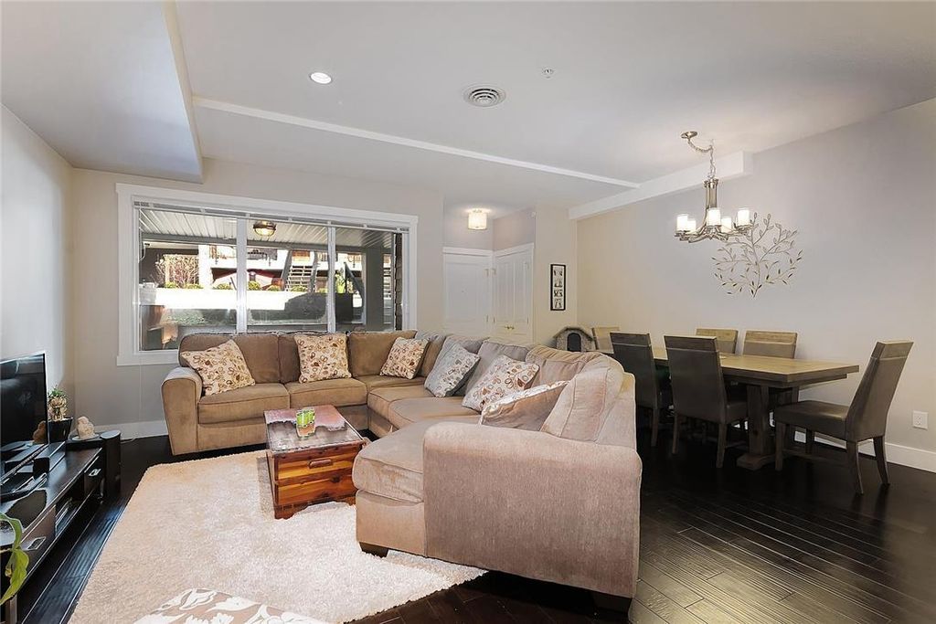 listing image 16511345179052429498