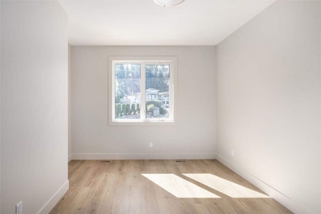 listing image 16513481064631623579