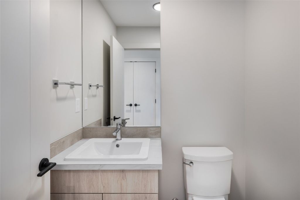 listing image 16514622550988894014