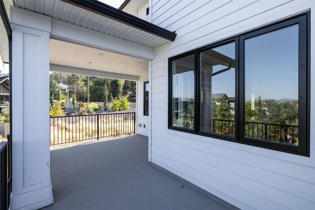listing image 16518914380382790938