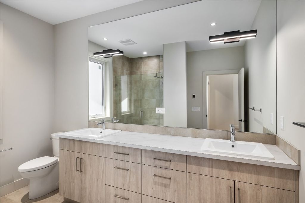 listing image 16512053646363968774