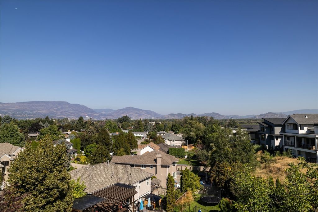 listing image 16517242136958183317