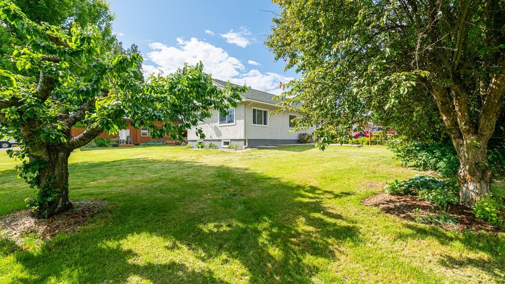 listing image 16518475637117213642