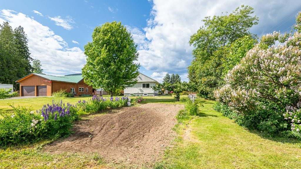 listing image 16512617152082185153