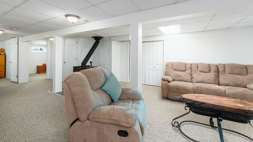 listing image 16515381530277752381
