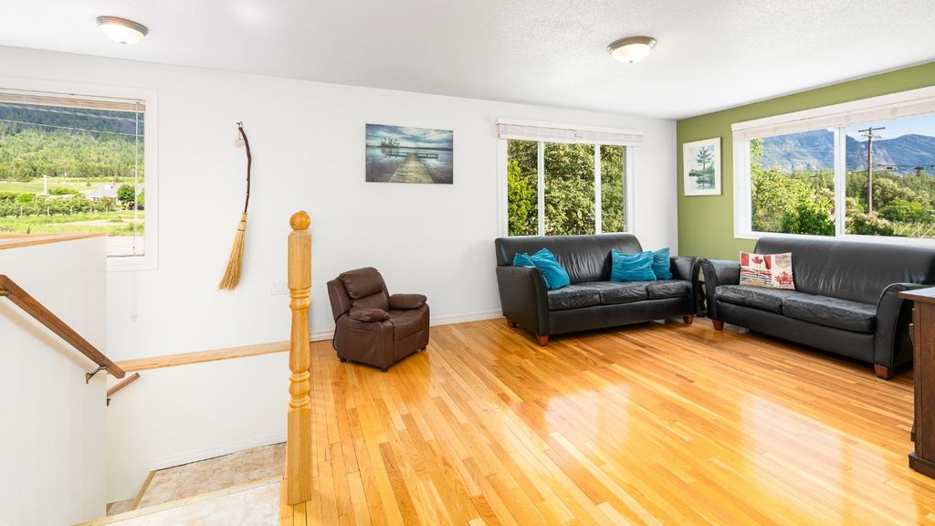 listing image 16510297511570079798