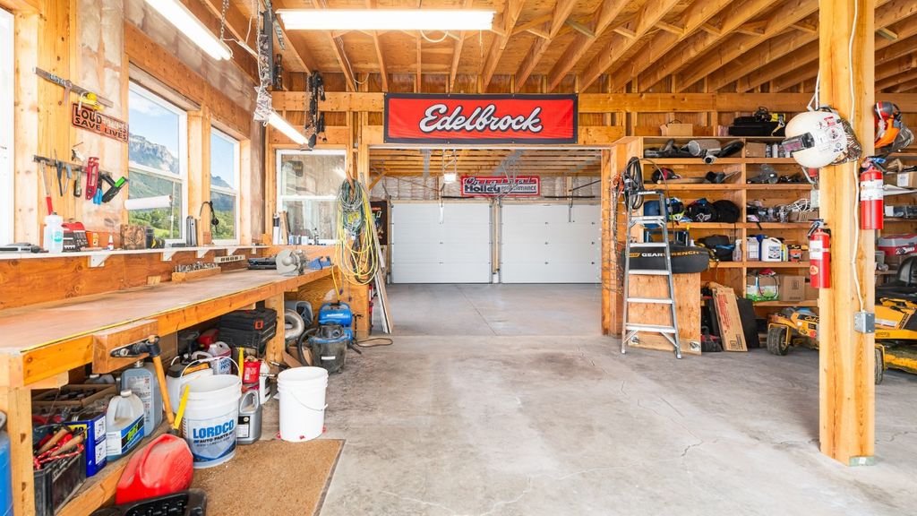 listing image 16515525181633450340