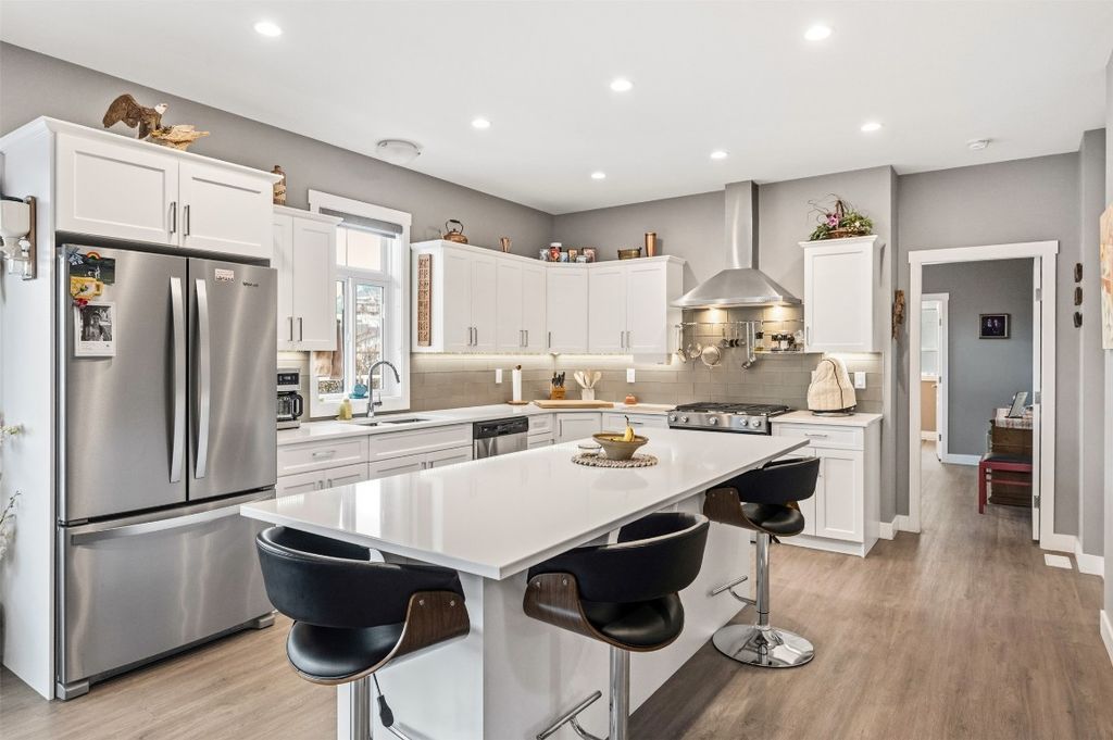 listing image 16516137135292037178