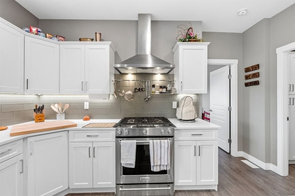 listing image 16515904261961192498