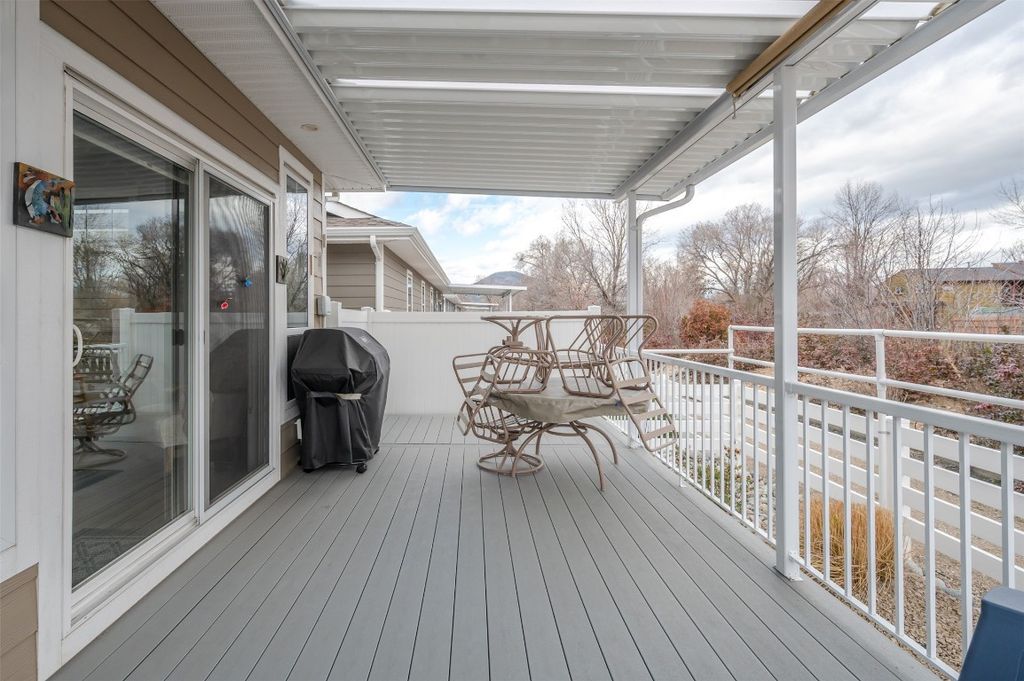 listing image 16518532996225439357