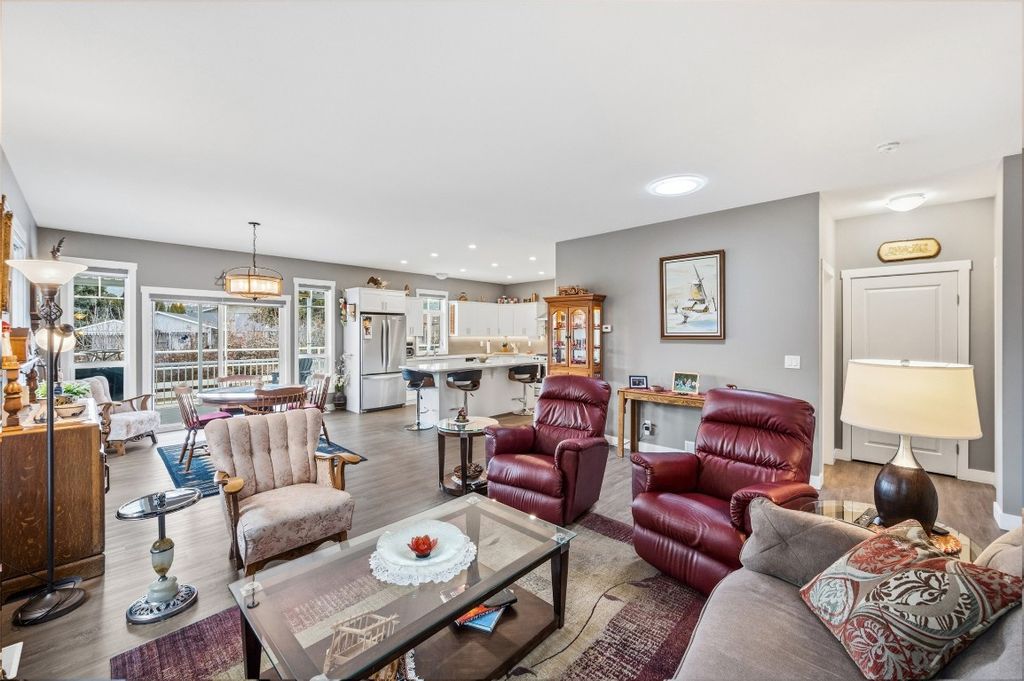 listing image 16518904603188245734