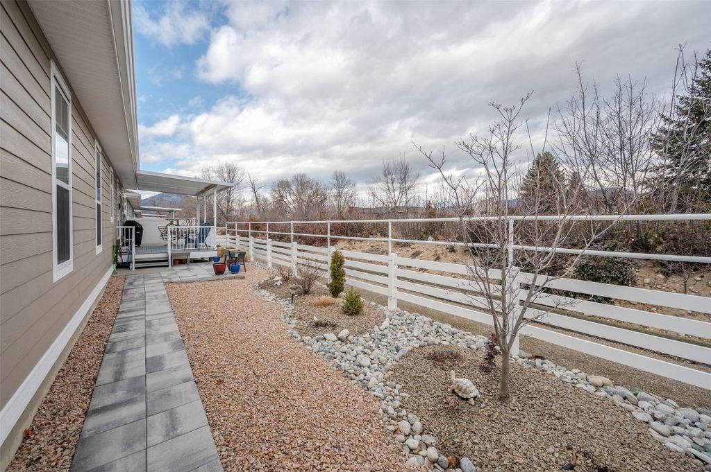 listing image 16519614238632194370