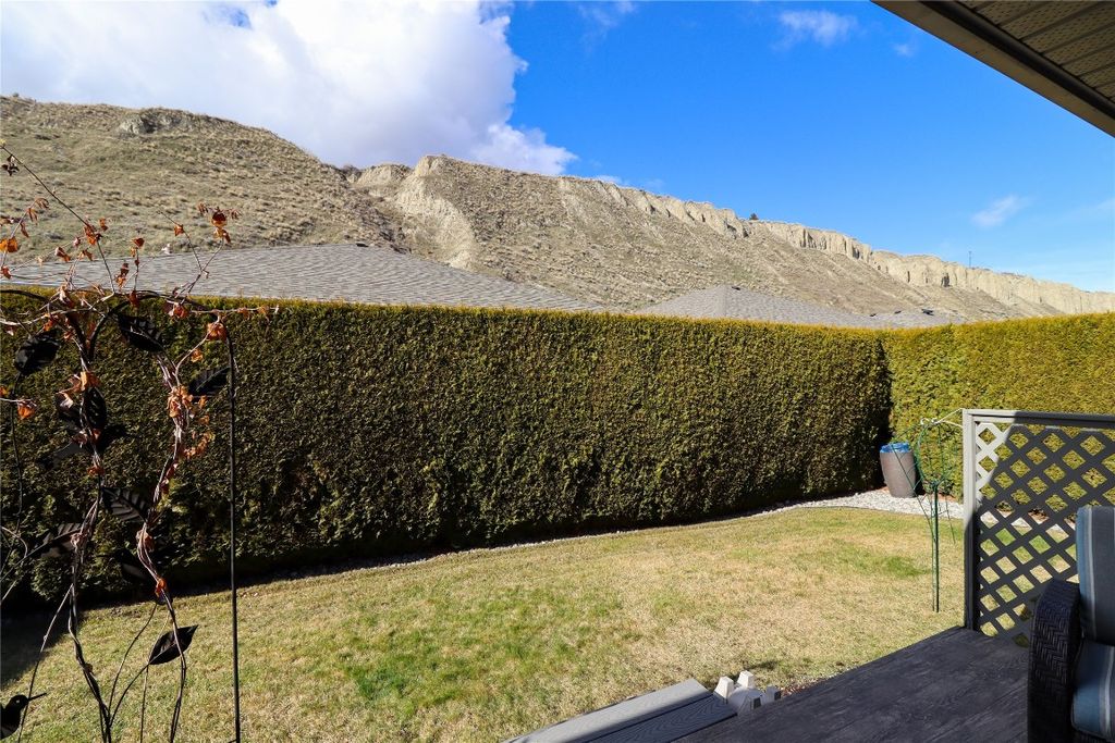 listing image 16510810931800645516