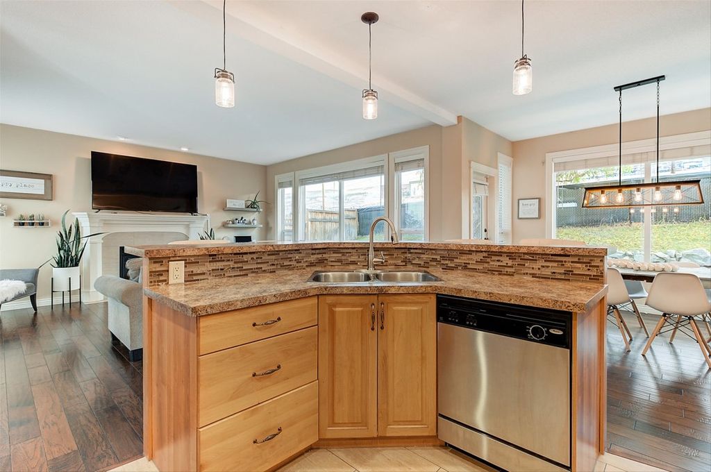 listing image 16510389415511514747